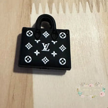 Load image into Gallery viewer, Love Black &amp; White Purse Silicone Focal Bead Beads
