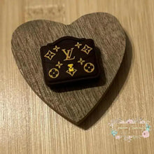 Load image into Gallery viewer, LoVe New Brown Purse Silicone Focal Bead Silicone Focal Bead
