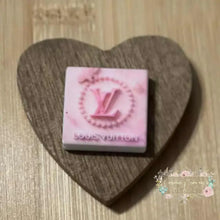 Load image into Gallery viewer, LoVe Pink Butterfly &amp; Pearls Silicone Square Bead Silicone Square Bead
