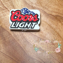 Load image into Gallery viewer, Light Beer Silicone Focal Bead Beads
