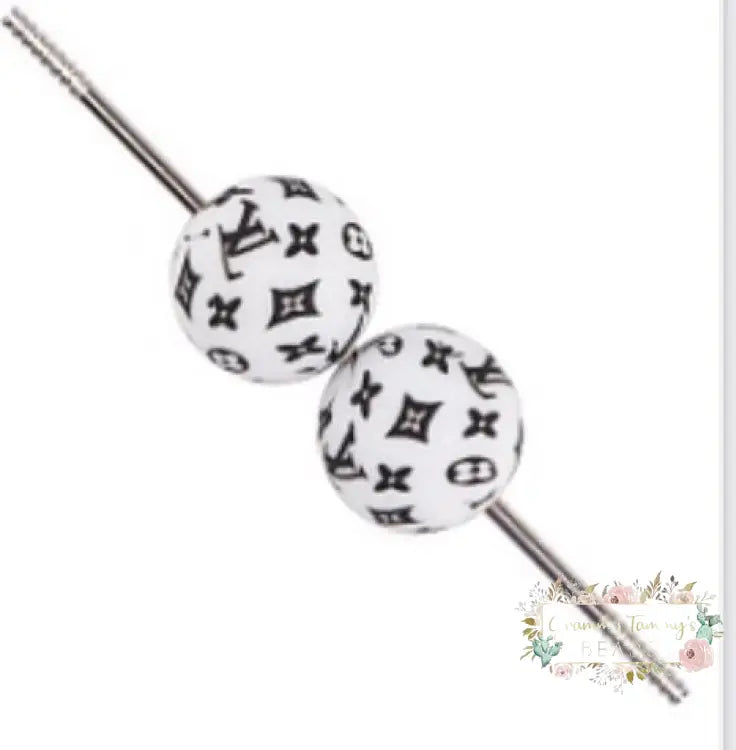 Love 15Mm Round Silicone Bead Black & White Focal
