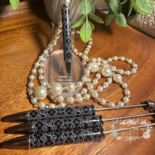 Load image into Gallery viewer, Love Beadable Pen - Black &amp; White # 2
