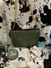 Load image into Gallery viewer, Green Purse Set - Guitar Strap Small Wallet Dust Bag Cousin
