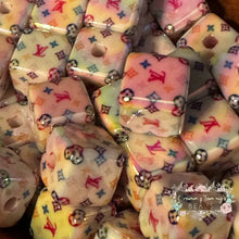 Load image into Gallery viewer, Love Square White Beads - 5 Count Square Acrylic Bead
