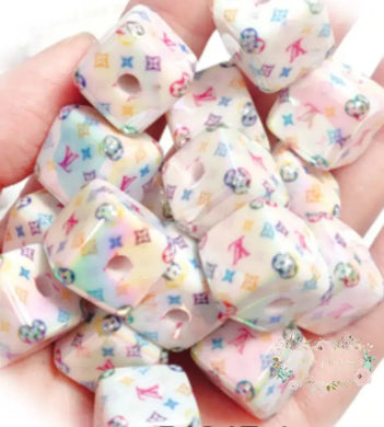 Love Square White Beads - 5 Count Square Acrylic Bead