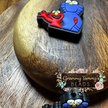 Load image into Gallery viewer, Cookie Elmo Silicone Focal Beads
