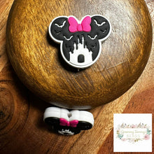 Load image into Gallery viewer, Minnie Castle Silicone Focal Bead Beads
