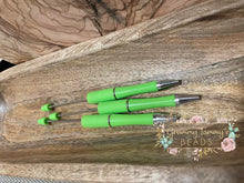 Load image into Gallery viewer, Beadable Pen - Pastel Green Beadable
