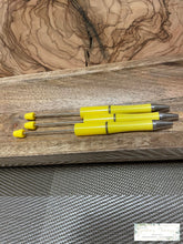 Load image into Gallery viewer, Beadable Pen - Pastel Yellow Beadable
