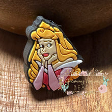 Load image into Gallery viewer, Princess #4 Silicone Focal Bead Beads
