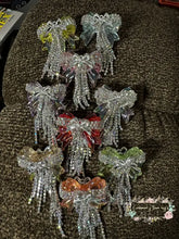 Load image into Gallery viewer, Rhinestone Bow Bead with Chains - 1 Count Rhinestone Bow with chains
