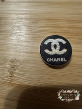 Load image into Gallery viewer, SILICONE FOCAL BEAD - CiCi Round Diamond Logo Silicone Focal Bead
