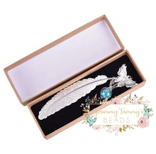 Load image into Gallery viewer, Silver Or Gold Metal Feather Bookmark With 3D Butterfly
