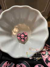 Load image into Gallery viewer, Focal - Pink Skull Heart Silicone Bead Focal
