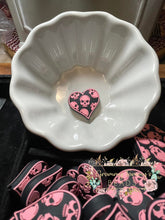 Load image into Gallery viewer, Focal - Pink Skull Heart Silicone Bead Focal
