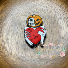 Load image into Gallery viewer, Pumpskull Silicone Focal Bead
