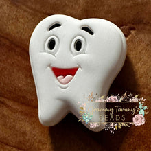 Load image into Gallery viewer, Smiling Tooth Silicone Focal Bead Beads
