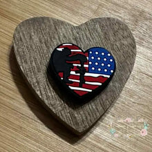 Load image into Gallery viewer, Soldier Flag Silicone Focal Bead Silicone Focal Bead
