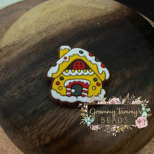 Load image into Gallery viewer, Sponge Gingerbread House Silicone Focal Bead Beads
