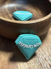 Load image into Gallery viewer, Tif Diamond Silicone Focal Bead Beads
