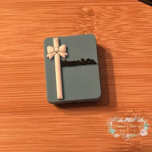 Load image into Gallery viewer, Tif Gift Silicone Focal Bead Silicone Focal Bead
