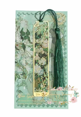 Vintage Floral Metal Bookmark: Hollow Bronzed Design With Tassel - Green Artistic Bookmarks