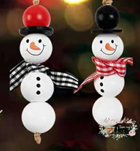 Load image into Gallery viewer, White Christmas Wooden Beads and Scarfs - 15 Count Wooden Beads
