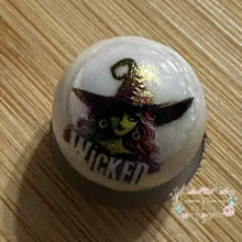 Load image into Gallery viewer, Witches 16mm Beads - 5 Random Beads Whicked Beads
