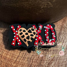 Load image into Gallery viewer, Xox Heart Silicone Focal Bead Beads
